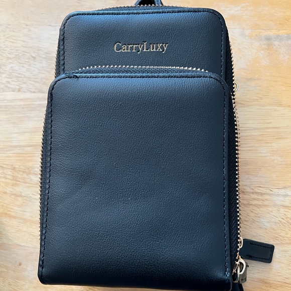 CarryLuxy small phone and misc bag with cross body strap or wristlet - Picture 1 of 3